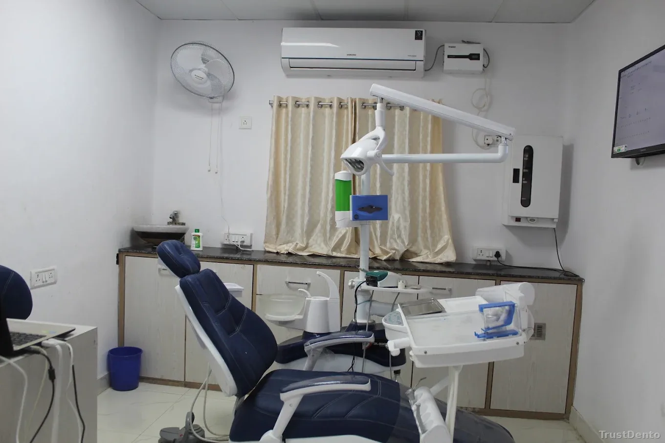 Dr. Prakash Superspeciality Dental Clinic photo