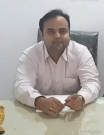 Dr. Monojit Dutta photo
