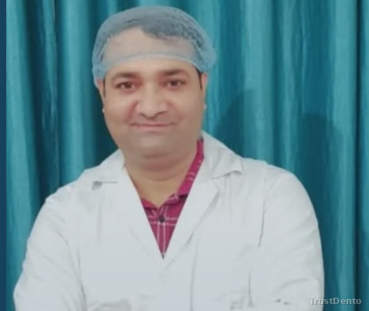 Dr. Pushkar Kumar, Tooth Extraction dentist at PUSHKAR DENTAL clinic, Begusarai
