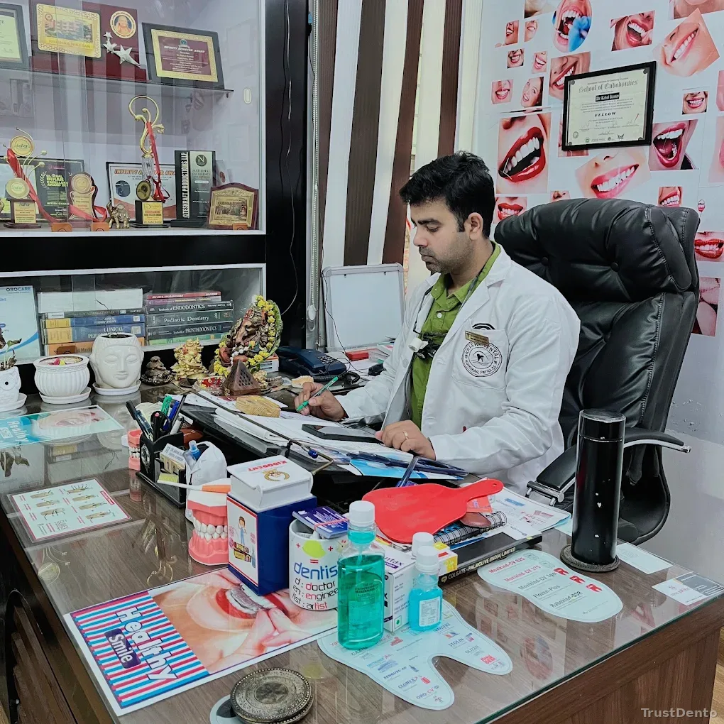 Dr. RAHUL KUMAR